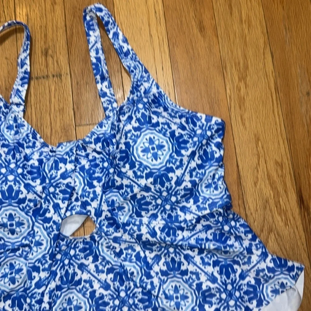 Hannah Nikole two piece swimsuit full figured new size 20 W
